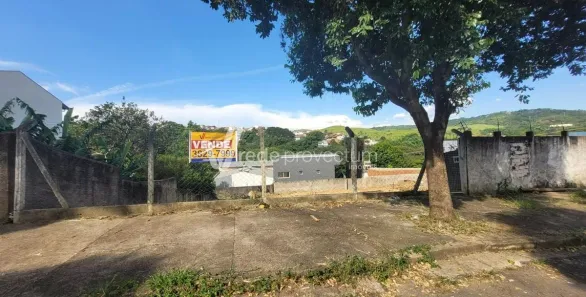 Lote/Terreno à venda, 330m² no Jardim Pinheiros, Valinhos