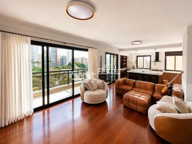 Apartamento com 3 Quartos para alugar, 240m² no Cambuí, Campinas