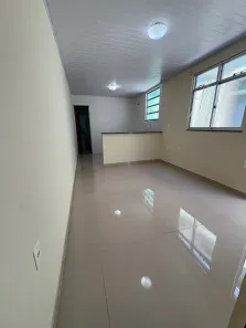 Casa com 1 Quarto para alugar, 60m² no Colégio, Rio de Janeiro