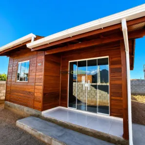 Casa com 2 Quartos para alugar, 70m² no Barra do Aririú, Palhoça