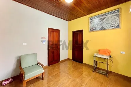 Casa com 3 Quartos à venda, 200m² no Jardim Santana, Americana