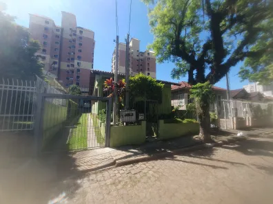Casa com 2 Quartos à venda, 120m² no Teresópolis, Porto Alegre