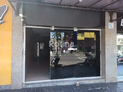 Ponto Comercial para alugar, 30m² no Centro, Uberlândia