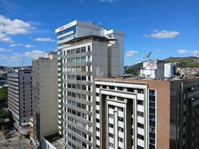 Apartamento com 3 Quartos à venda, 110m² no Centro, Juiz de Fora