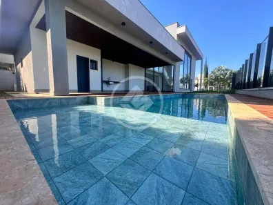 Casa de Condomínio com 3 Quartos à venda, 300m² no Residencial Goiânia Golfe Clube, Goiânia