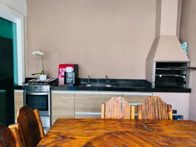 Casa de Condomínio com 2 Quartos à venda, 90m² no Parque Califórnia, Jacareí