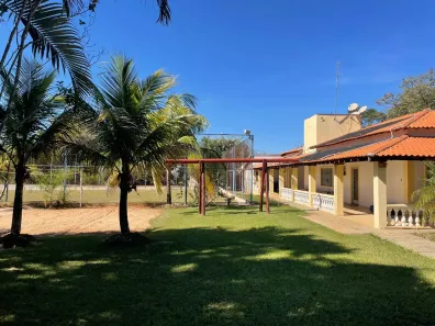 Fazenda/Sítio com 4 Quartos à venda, 720m² no Parque Itaipu, São Carlos