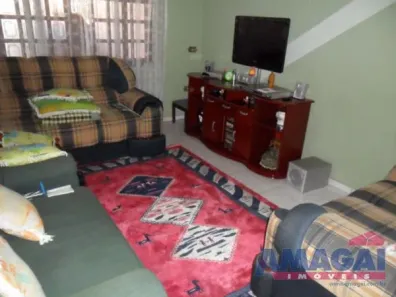 Sobrado com 3 Quartos à venda, 190m² no Cidade Nova Jacareí, Jacareí
