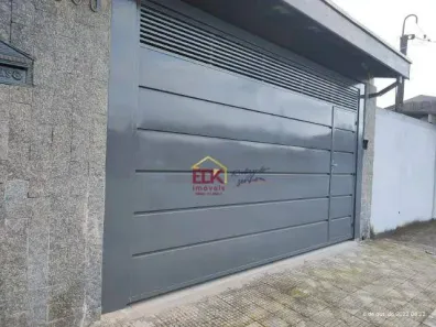 Casa com 3 Quartos à venda, 180m² no Parque São Luís, Taubaté