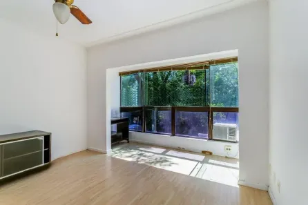 Apartamento com 2 Quartos à venda, 65m² no Petrópolis, Porto Alegre