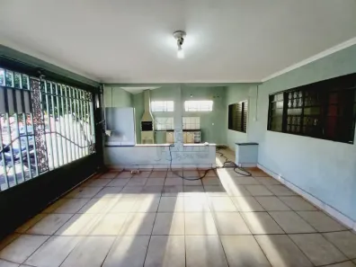 Casa com 5 Quartos à venda, 174m² no Presidente Dutra, Ribeirão Preto