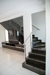 Sobrado com 4 Quartos à venda, 300m² no Parque das Amendoeiras, Goiânia