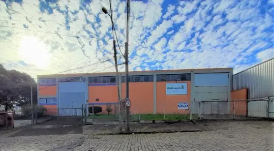 Galpão/Depósito/Armazém à venda, 549m² no Santa Lúcia, Caxias do Sul