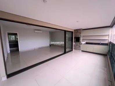 Apartamento com 3 Quartos para alugar, 208m² no Santa Maria, Uberaba