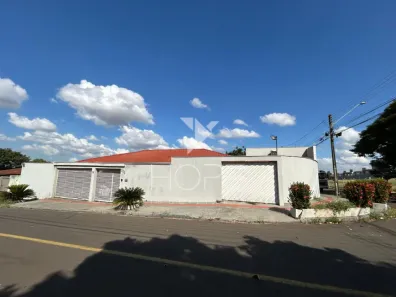 Casa com 4 Quartos à venda, 320m² no Jardim San Diego, Londrina
