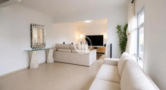 Casa com 3 Quartos à venda, 226m² no Jardim Torres São José, Jundiaí