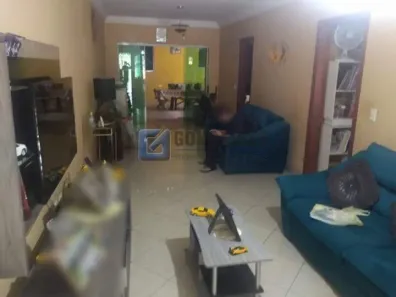 Sobrado com 3 Quartos à venda, 196m² no Nova Petrópolis, São Bernardo do Campo
