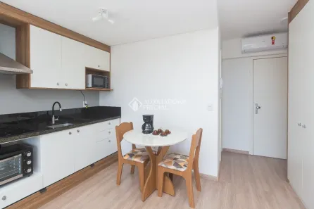 Apartamento com 1 Quarto para alugar, 30m² no Vila Ipiranga, Porto Alegre