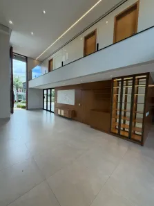 Casa de Condomínio com 4 Quartos à venda, 290m² no Jardins Madri, Goiânia