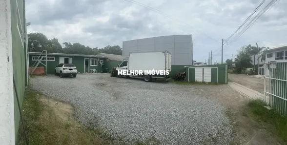 Galpão/Depósito/Armazém com 2 Quartos à venda, 900m² no Perequê, Porto Belo