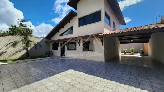 Sobrado com 4 Quartos à venda, 229m² no Balneário Stella Maris, Peruíbe