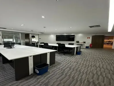 Sala Comercial para venda ou aluguel, 600m² no Jardim Paulistano, São Paulo