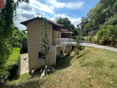 Casa de Condomínio com 5 Quartos à venda, 276m² no Sapê, Niterói