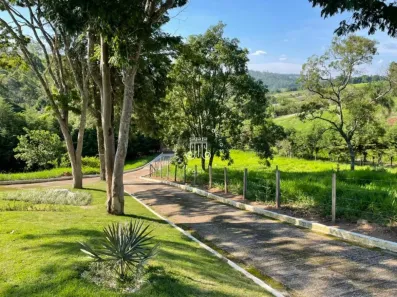 Fazenda/Sítio com 3 Quartos à venda, 150m² no Iara, Atibaia