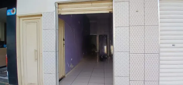 Ponto Comercial para alugar, 28m² no Santa Rafaela, Montes Claros