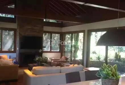 Sobrado com 4 Quartos à venda, 196m² no Parque das Hortensias, Canela