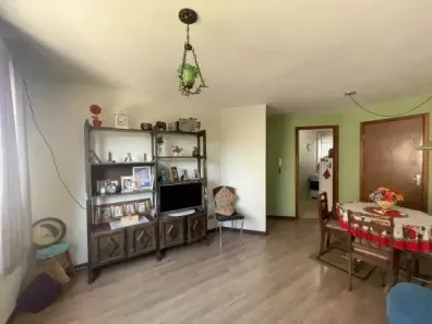 Apartamento com 2 Quartos à venda, 60m² no Lindóia, Curitiba
