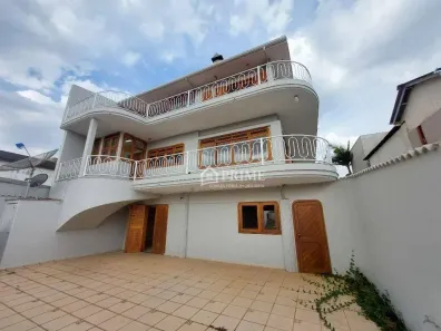 Casa de Condomínio com 3 Quartos à venda, 400m² no Jardim da Glória, Cotia