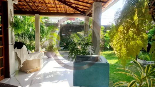 Casa com 4 Quartos à venda, 350m² no Barro Duro, Maceió