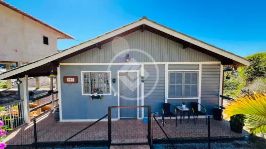 Casa de Condomínio com 4 Quartos à venda, 120m² no Albuquerque, Teresópolis