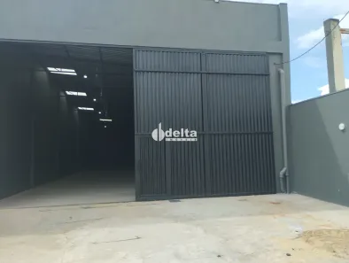 Ponto Comercial para alugar, 375m² no Custódio Pereira, Uberlândia