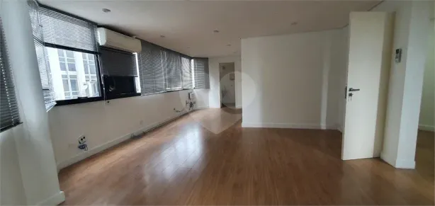 Sala Comercial à venda, 84m² no Consolação, São Paulo