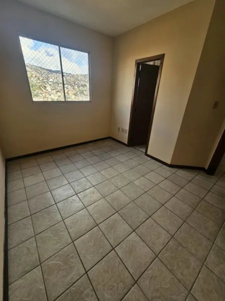 Apartamento com 3 quartos — Santa Efigênia, Belo Horizonte