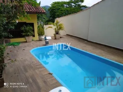 Casa com 2 Quartos à venda, 300m² no Serra Grande, Niterói