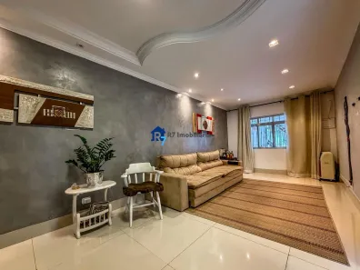 Sobrado com 4 Quartos à venda, 260m² no Cidade São Francisco, São Paulo