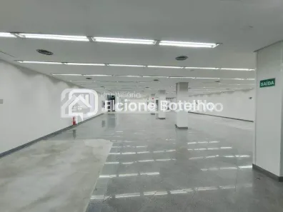 Ponto Comercial para alugar, 686m² no Centro, Uberlândia