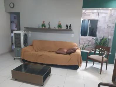 Casa com 5 Quartos à venda, 125m² no Saci, Teresina