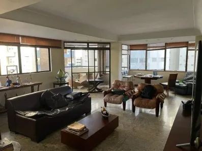 Apartamento com 4 Quartos à venda, 240m² no Setor Bueno, Goiânia