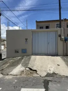 Casa com 2 Quartos para alugar, 80m² no Loteamento Sol Nascente, Aquiraz