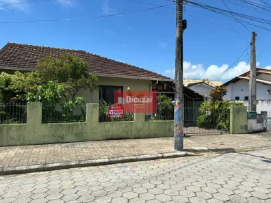 Casa com 3 Quartos à venda, 111m² no Centro, Penha