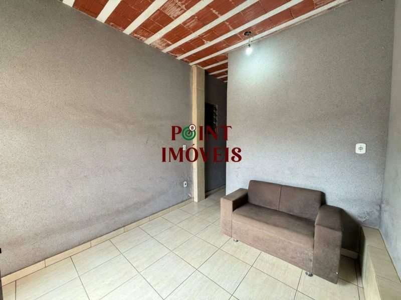 Casa com 4 quartos — Estrela do Oriente, Belo Horizonte
