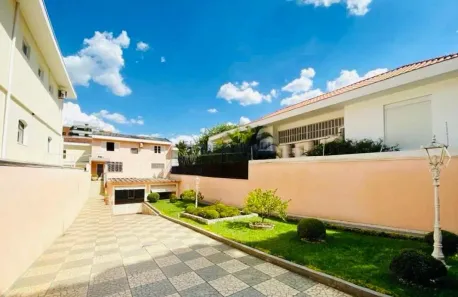 Casa com 4 Quartos à venda, 240m² no Vila Madalena, São Paulo