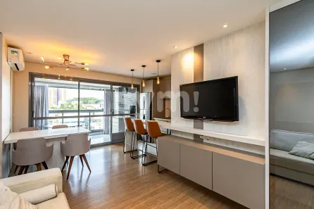Apartamento com 2 Quartos para alugar, 74m² no Água Verde, Curitiba