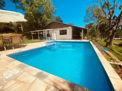 Fazenda/Sítio com 5 Quartos à venda, 230m² no Pavão (Canguera), São Roque