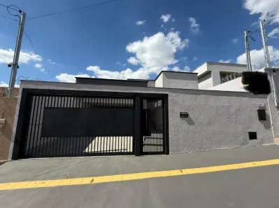 Casa com 3 Quartos à venda, 230m² no Condomínio das Esmeraldas, Goiânia