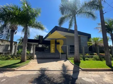 Casa de Condomínio com 3 Quartos à venda, 275m² no , Guapiaçu